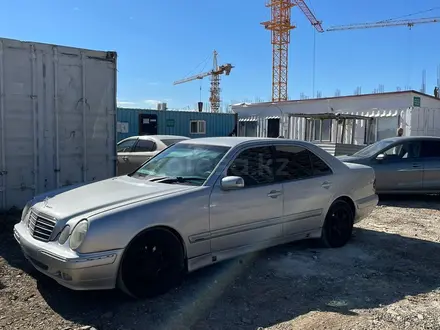 Mercedes-Benz E 320 1997 года за 3 900 000 тг. в Астана – фото 4