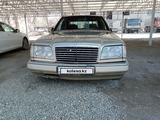 Mercedes-Benz E 230 1991 года за 1 600 000 тг. в Мерке – фото 3