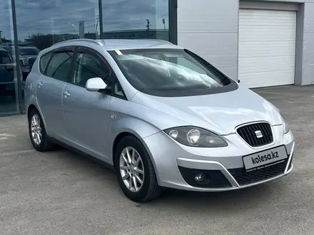 SEAT Altea 2009 года за 3 600 000 тг. в Атырау – фото 2