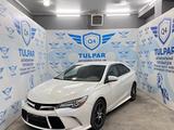 Toyota Camry 2015 года за 10 390 000 тг. в Тараз – фото 2