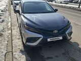 Toyota Camry 2020 года за 13 500 000 тг. в Алматы – фото 4