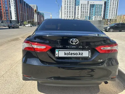 Toyota Camry 2018 года за 10 500 000 тг. в Астана – фото 7