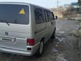 Volkswagen Multivan 2001 годаүшін4 500 000 тг. в Уральск – фото 2
