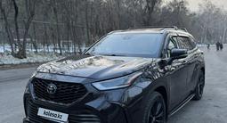 Toyota Highlander 2021 года за 24 300 000 тг. в Алматы – фото 2