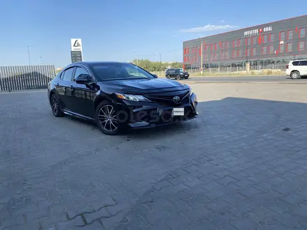 Toyota Camry 2018 года за 8 000 000 тг. в Уральск