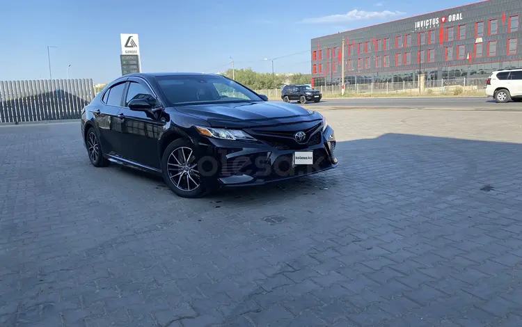 Toyota Camry 2018 годаүшін8 000 000 тг. в Уральск