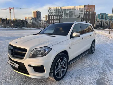 Mercedes-Benz GL 63 AMG 2013 года за 25 000 000 тг. в Астана – фото 11