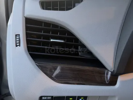 Toyota Sienna 2015 года за 9 500 000 тг. в Атырау – фото 37