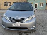 Toyota Sienna 2015 годаүшін9 500 000 тг. в Атырау