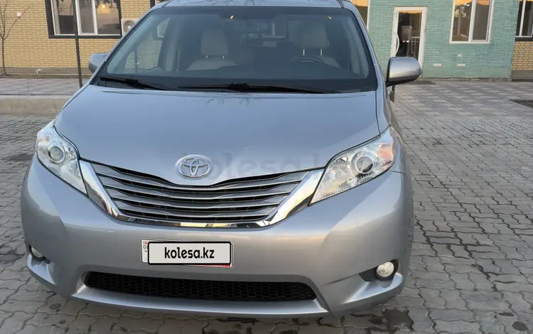 Toyota Sienna 2015 года за 9 500 000 тг. в Атырау