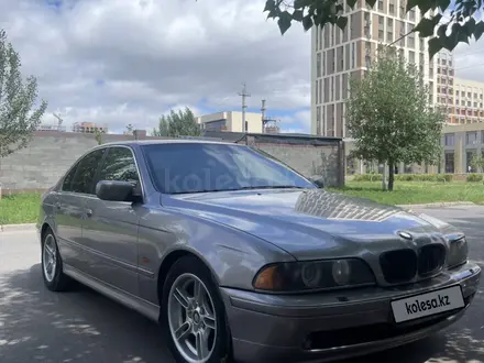 BMW 525 2001 года за 3 800 000 тг. в Астана