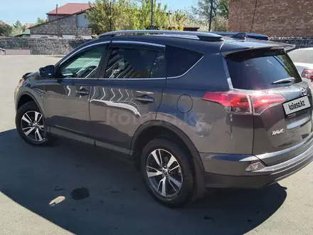 Toyota RAV4 2018 года за 11 100 000 тг. в Усть-Каменогорск – фото 13