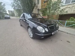 Mercedes-Benz E 320