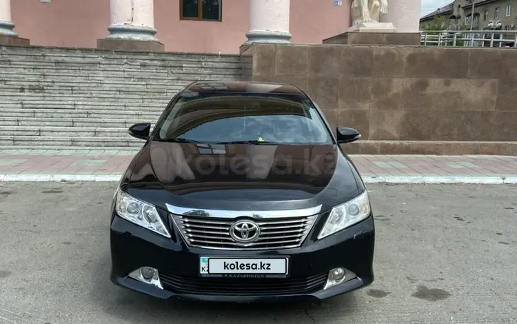 Toyota Camry 2014 годаүшін9 300 000 тг. в Усть-Каменогорск