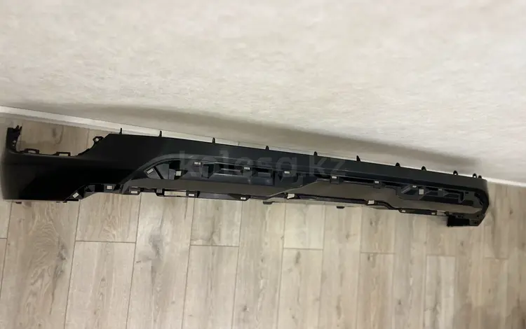 Губа переднего бампера LX 600 Lx600 за 145 000 тг. в Алматы