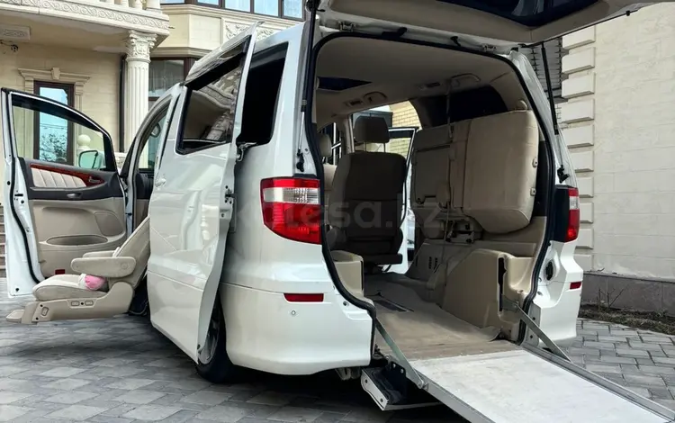 Toyota Alphard 2004 года за 13 500 000 тг. в Астана