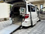Toyota Alphard 2004 годаүшін13 500 000 тг. в Астана – фото 2