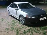 Volkswagen Passat (USA) 2012 года за 2 600 000 тг. в Атырау – фото 3