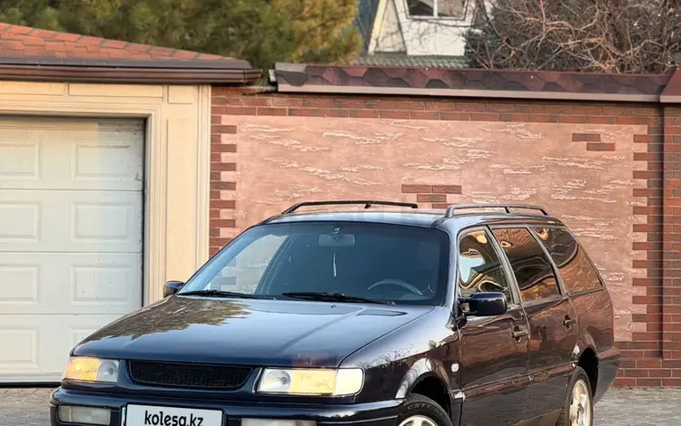 Volkswagen Passat 1994 годаүшін2 500 000 тг. в Сарыагаш