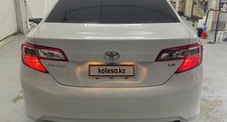 Toyota Camry 2014 года за 5 500 000 тг. в Атырау – фото 2
