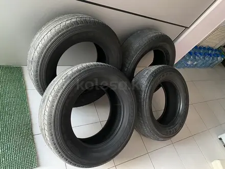 Г. Актау шины-4шт 265/65R17 б/у Шины-4шт DUNLOP за 25 000 тг. в Актау – фото 9