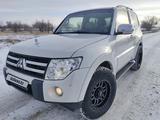 Mitsubishi Pajero 2006 годаүшін8 700 000 тг. в Актобе – фото 2