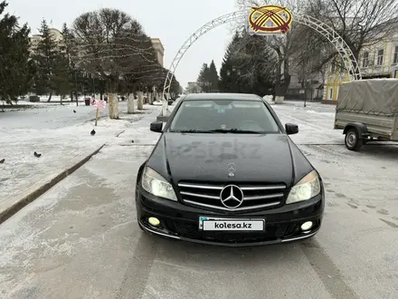 Mercedes-Benz C 180 2009 года за 5 200 000 тг. в Уральск – фото 2