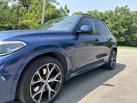 BMW X5 2021 года за 41 500 000 тг. в Алматы