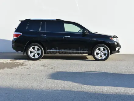 Toyota Highlander 2011 года за 12 400 000 тг. в Атырау – фото 4