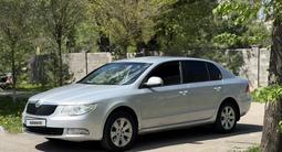 Skoda Superb 2012 года за 2 600 000 тг. в Алматы