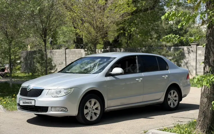 Skoda Superb 2012 года за 2 800 000 тг. в Алматы