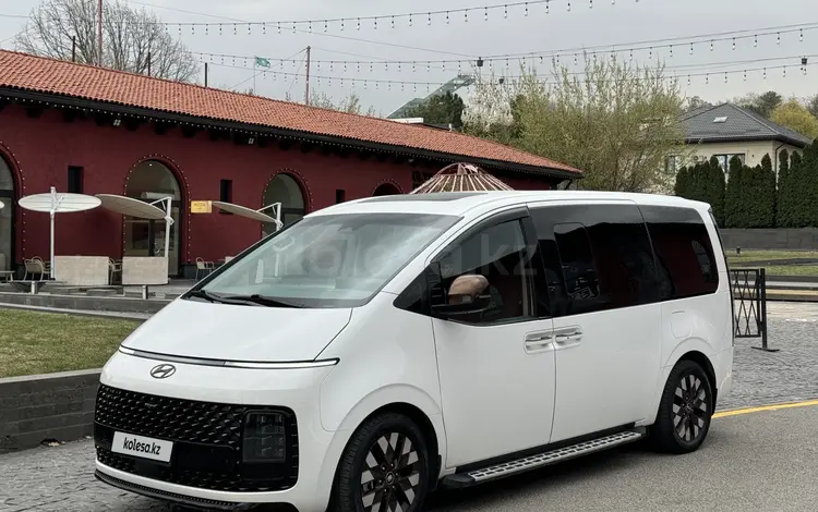 Hyundai Staria 2022 годаүшін17 500 000 тг. в Алматы