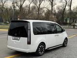 Hyundai Staria 2022 года за 17 500 000 тг. в Алматы – фото 4