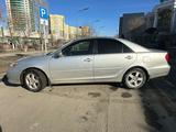 Toyota Camry 2003 года за 5 200 000 тг. в Актобе – фото 4