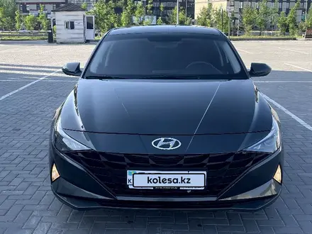 Hyundai Elantra 2021 года за 9 500 000 тг. в Алматы – фото 3
