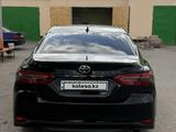 Toyota Camry 2018 годаүшін12 500 000 тг. в Байконыр – фото 4