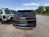 Audi Q7 2023 года за 38 000 000 тг. в Алматы – фото 4