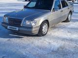 Mercedes-Benz E 220 1994 года за 2 000 000 тг. в Караганда – фото 3