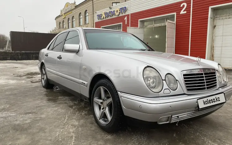 Mercedes-Benz E 320 1998 года за 4 000 000 тг. в Актобе