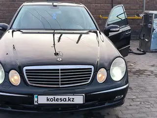 Mercedes-Benz E 280