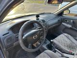 Mazda 323 2001 года за 2 000 000 тг. в Усть-Каменогорск – фото 5