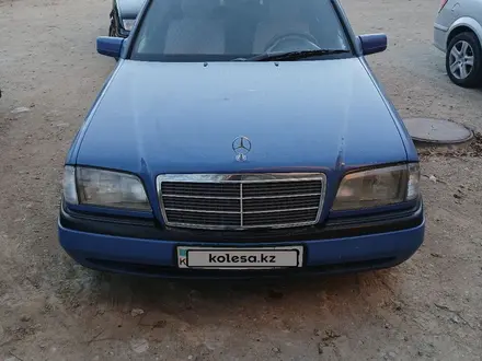 Mercedes-Benz C 200 1995 года за 2 300 000 тг. в Актау