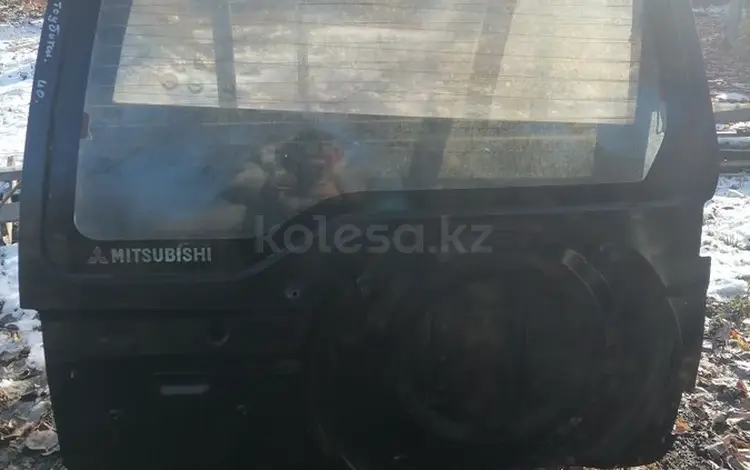 Крышка багажника Мицубиси Паджеро ИО 98г за 3 000 тг. в Алматы