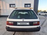 Volkswagen Passat 1993 года за 1 269 278 тг. в Туркестан – фото 4