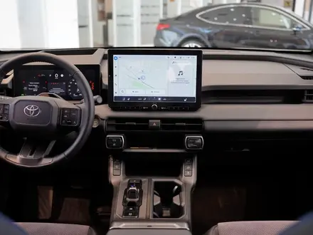Toyota RAV4 Style HEV 2026 года за 26 390 000 тг. в Кокшетау – фото 11
