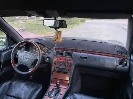 Mercedes-Benz E 320 1996 года за 1 800 000 тг. в Алматы – фото 12