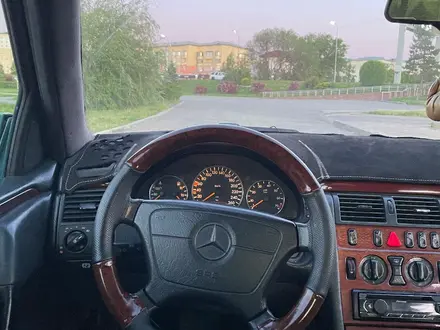 Mercedes-Benz E 320 1996 года за 1 800 000 тг. в Алматы – фото 9