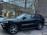 Jeep Grand Cherokee 2019 года за 15 200 000 тг. в Актау – фото 2