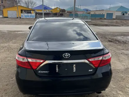 Toyota Camry 2017 года за 6 000 000 тг. в Атырау – фото 4