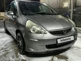 Honda Fit 2004 годаfor3 500 000 тг. в Алматы